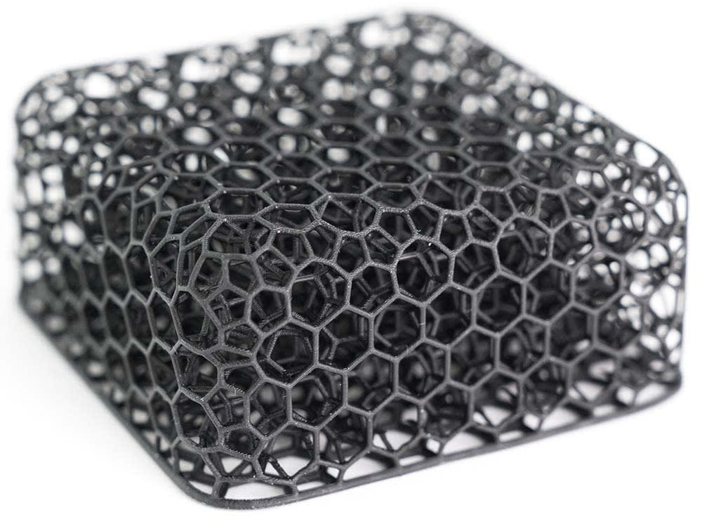 Carbon DLS Accuracy for Engineering Materials